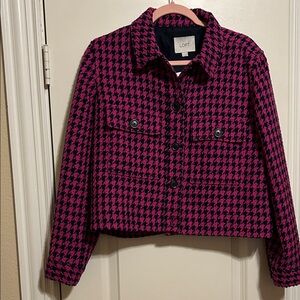 New with tags LOFT Women's Black and Pink Houndstooth Blazer